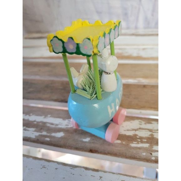 Wooden shabby chic Easter Bunny engine spring decor - Picture 5 of 7